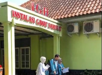 “Ngampus Nggak Cuma di Kelas!” Mahasiswa S1 ARS Universitas Alma Ata Field Trip ke RS Mata Dr. YAP Yogyakarta